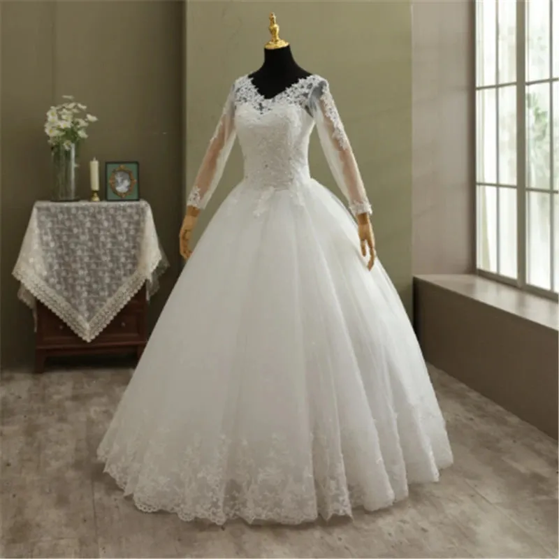 Ball Gown V Neck Lace Wedding Dress with Long Sleeves Vintage Bridal Gown