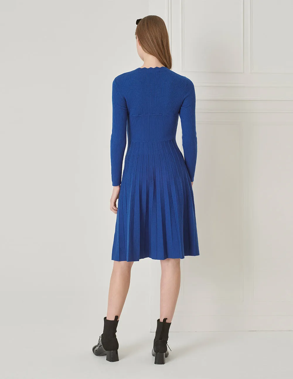 BORA AKSU V-Neck Pleated Hem Drawstring Waist Wool Knitted Dress