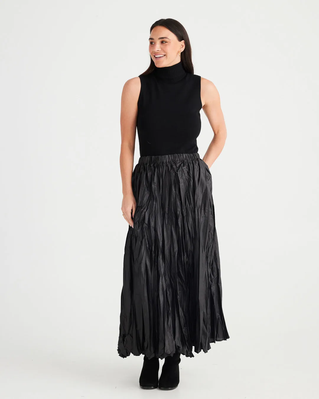 Brave & True Iro Skirt Black