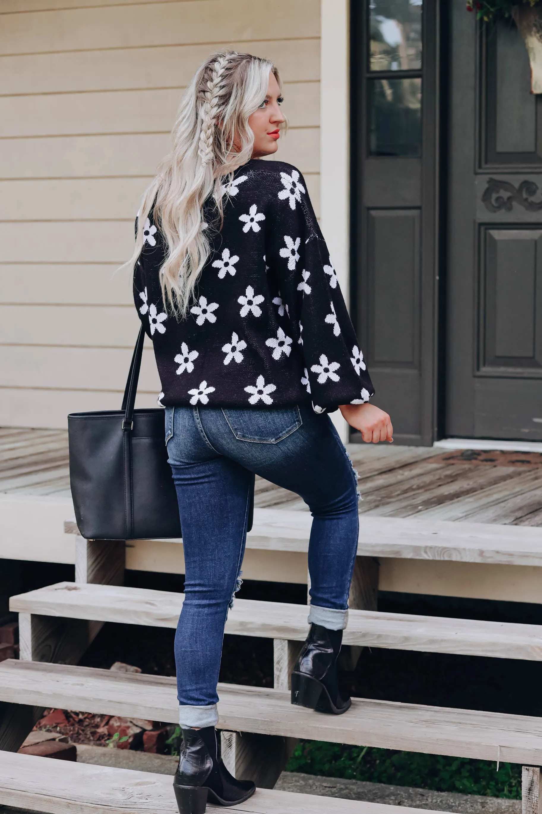 Field of Flowers Sweater - Black