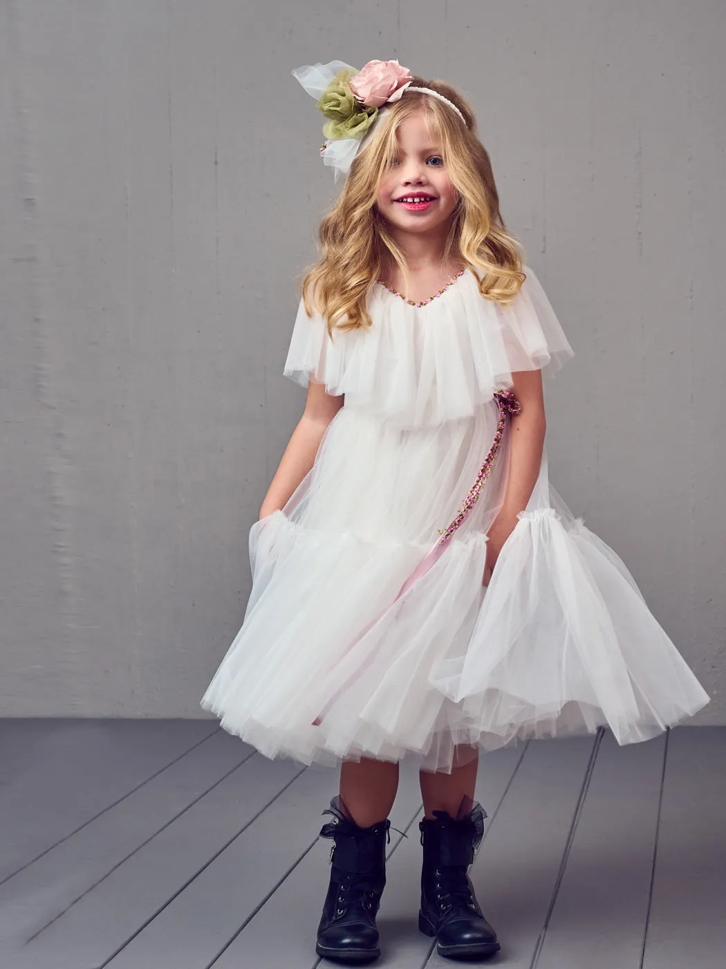 Girl's long tulle dress with V-neck - ANUSE-White