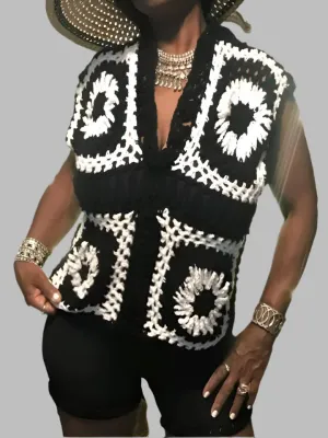 granny square vest in black and white