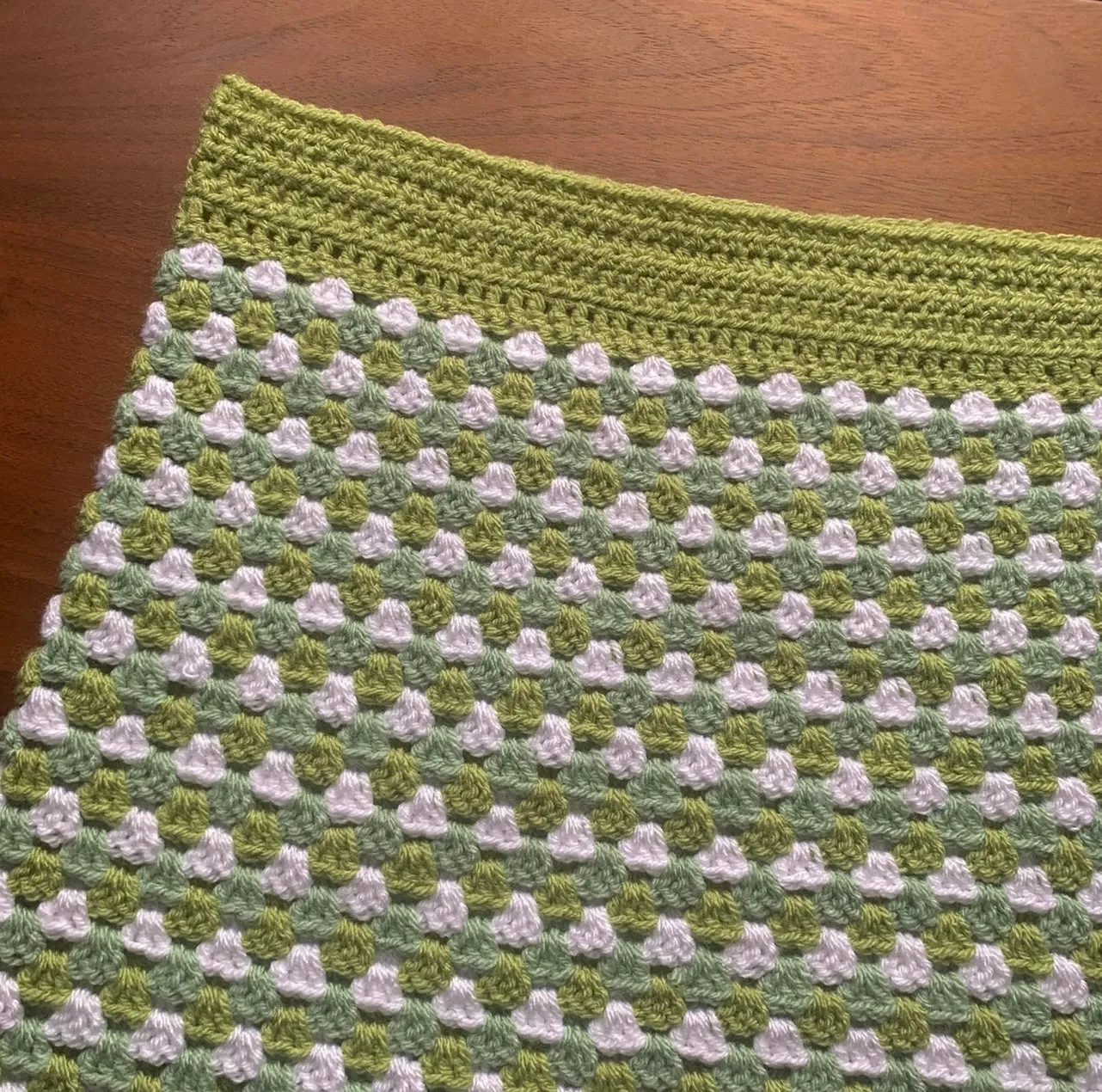 Handmade retro crochet mini skirt in green and white