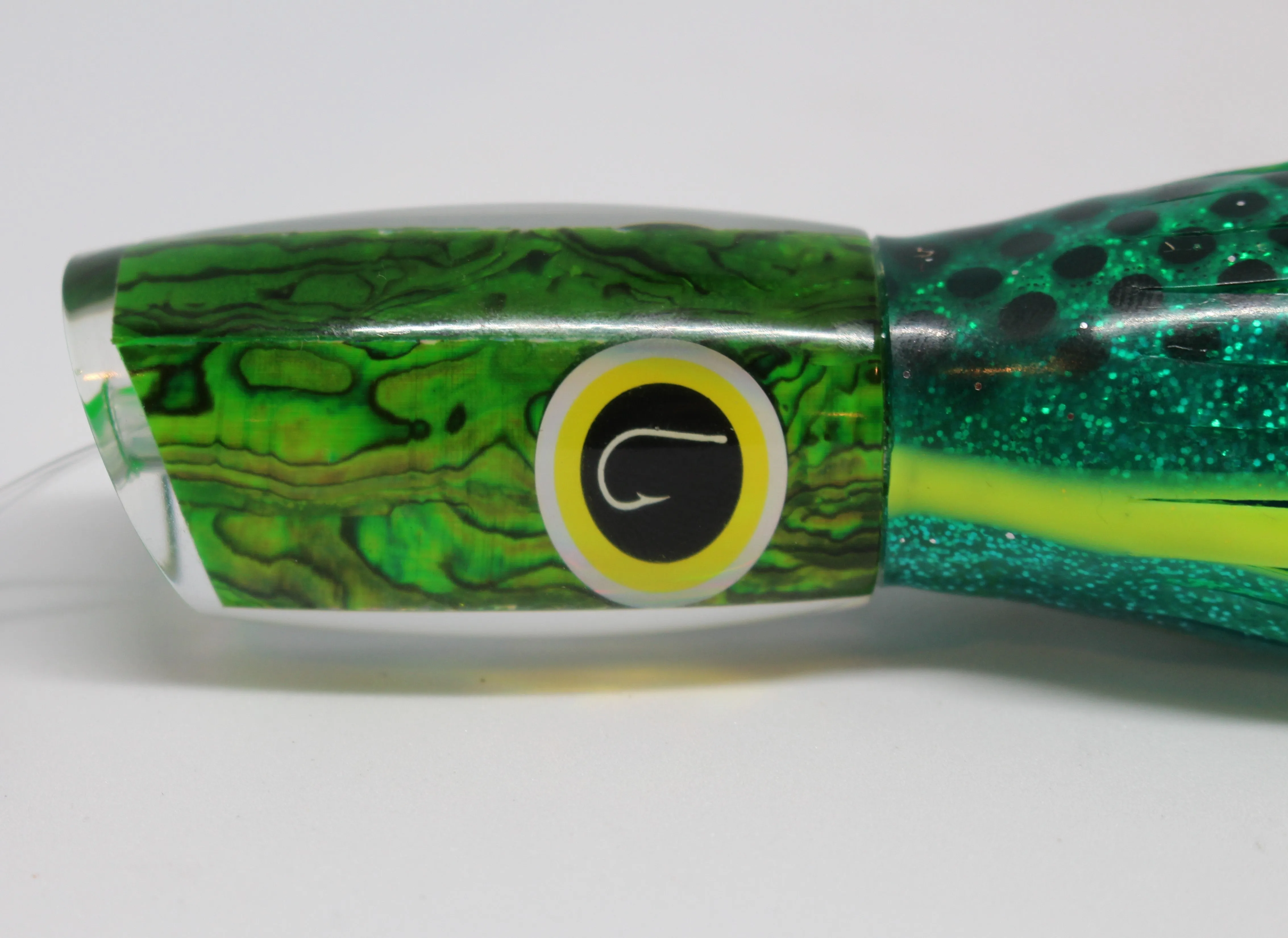 HOOKER - COMET GREEN PAUA HEAD - TEASER TAIL - KAHAWAI LUMO