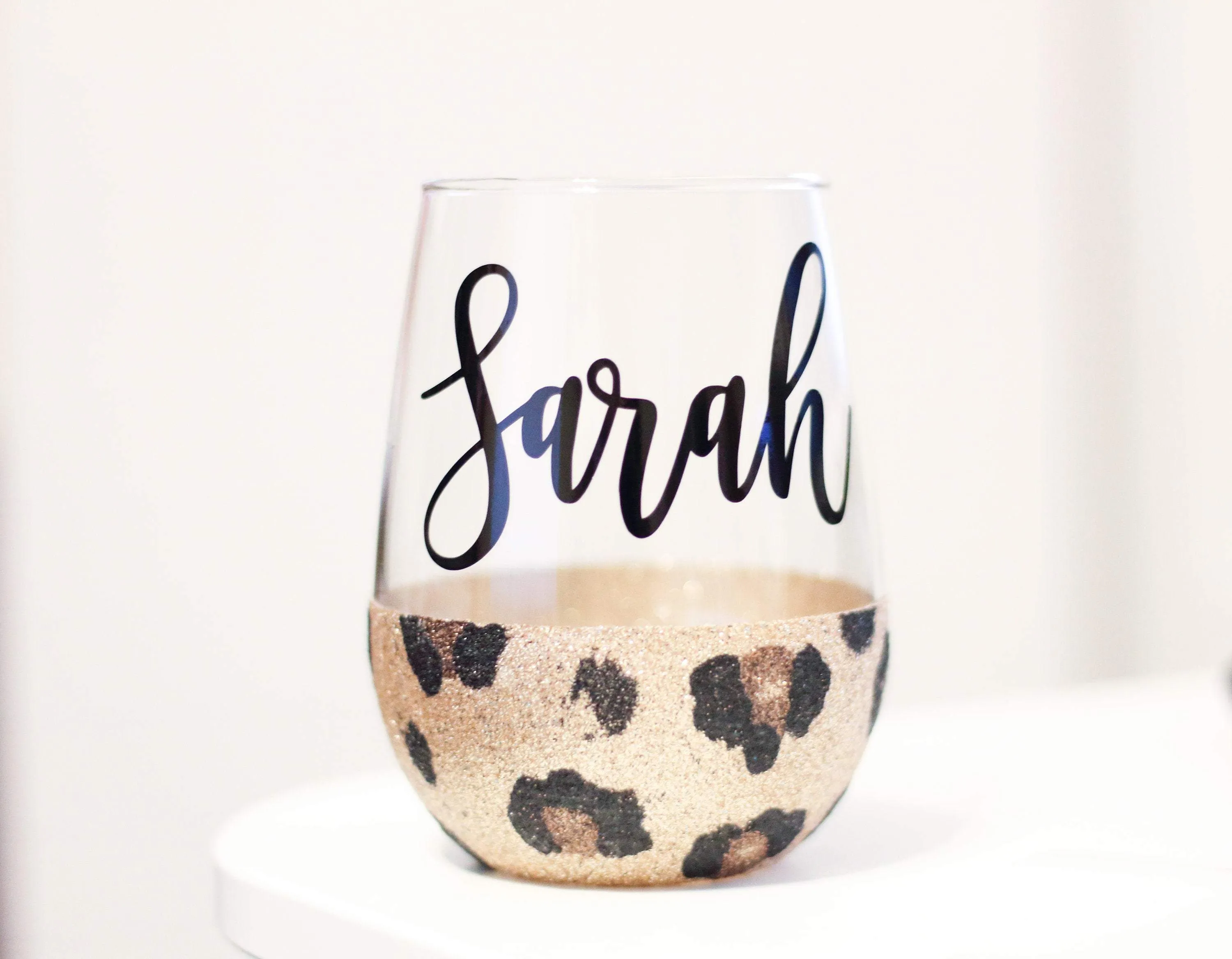 Leopard print personalized wine glass with name - leopard - cheetah wine glass - Glitter bridesmaid wine glass - animal print wine tumbler