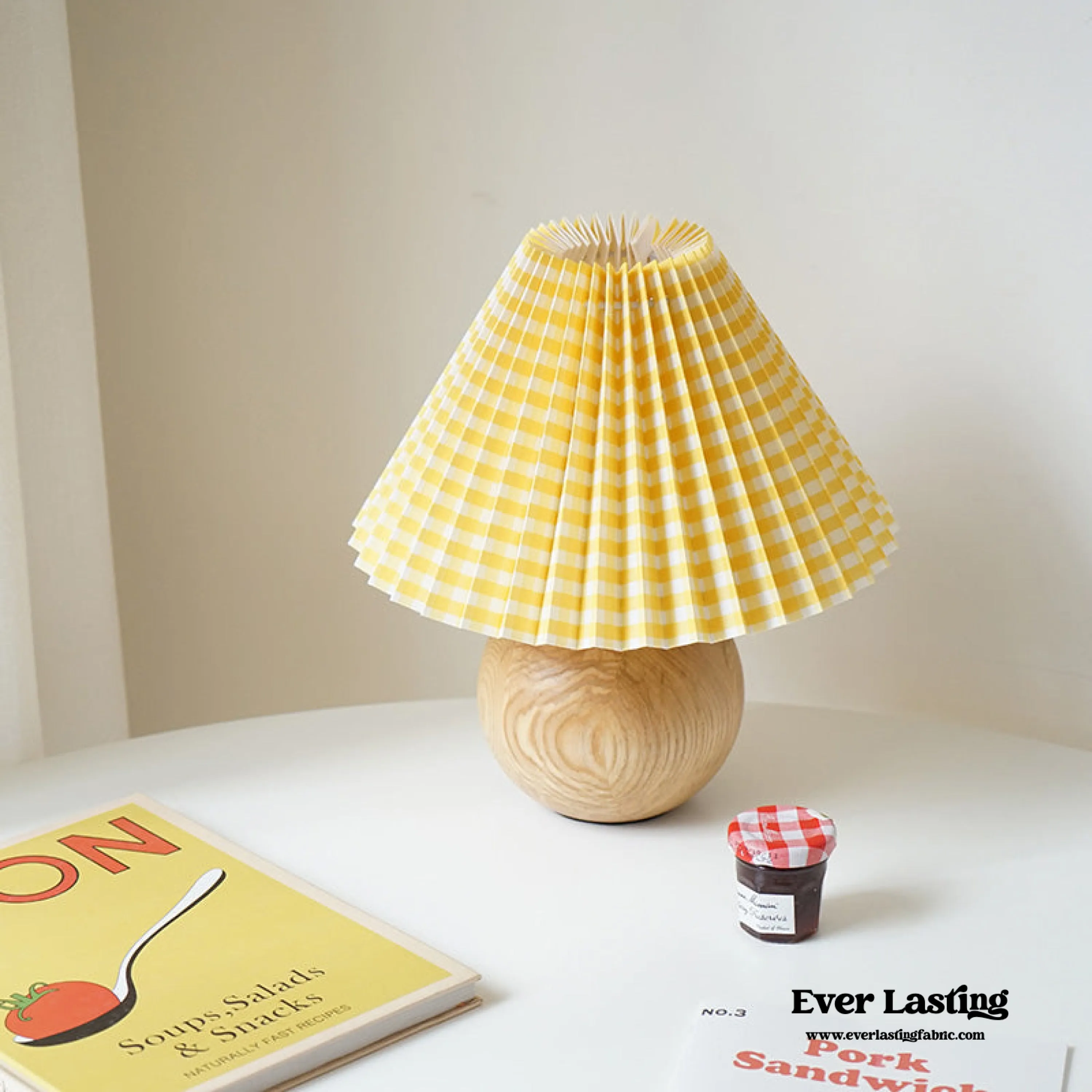 Round Pleated Wooden Lamp (3 Colors)