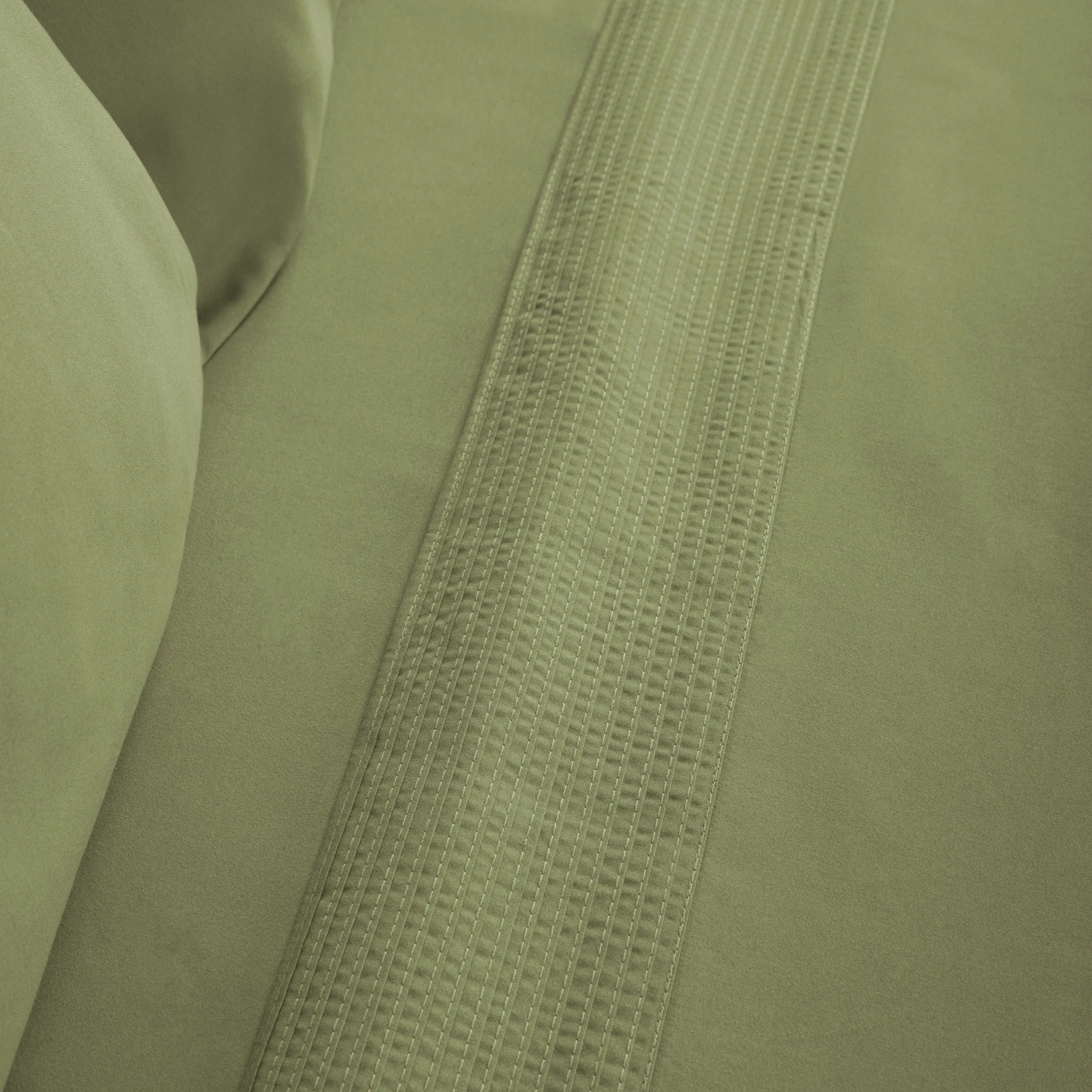 Vilano Extra Deep Pocket Pleated Sheet Set in Earth Tones