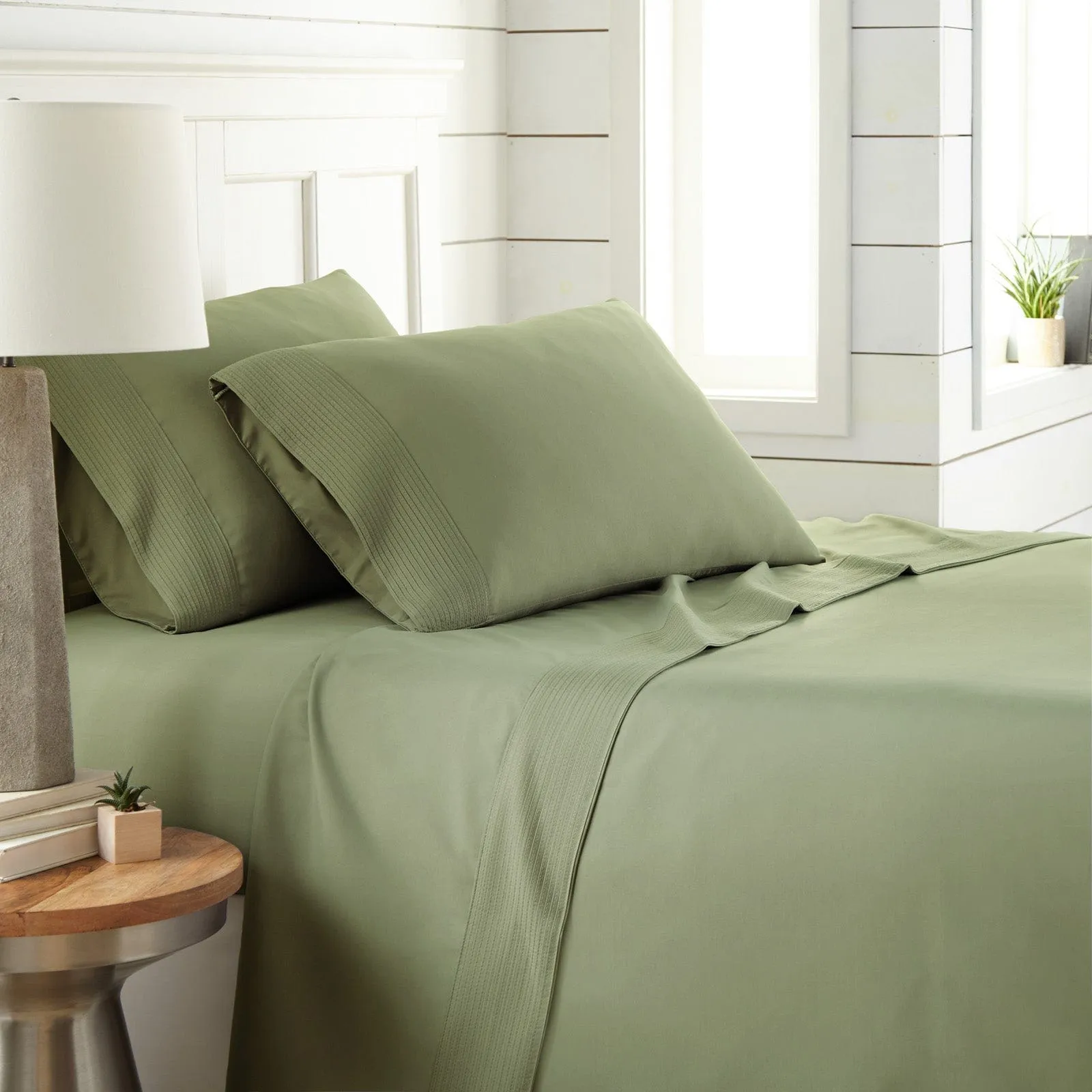 Vilano Extra Deep Pocket Pleated Sheet Set in Earth Tones