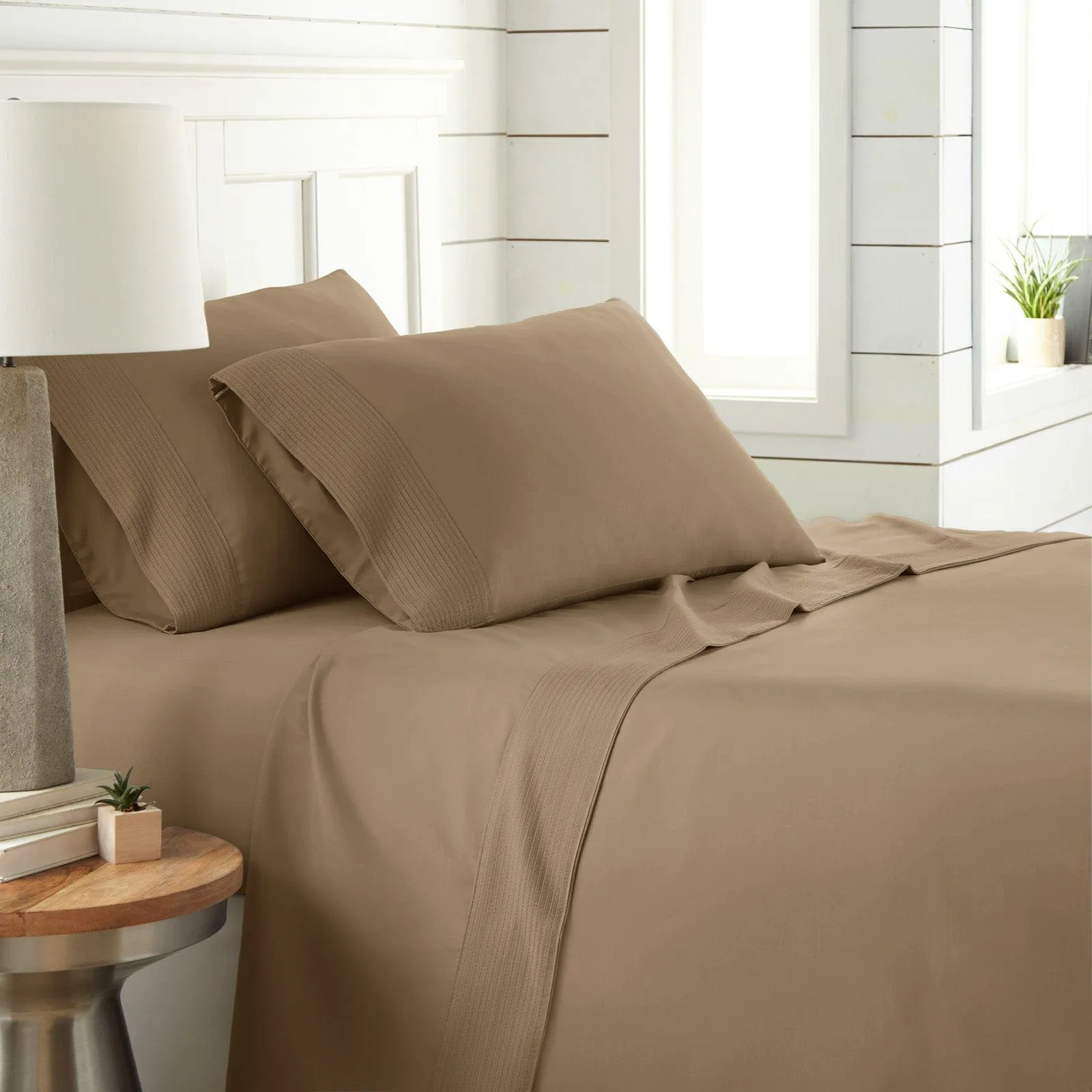 Vilano Extra Deep Pocket Pleated Sheet Set in Earth Tones