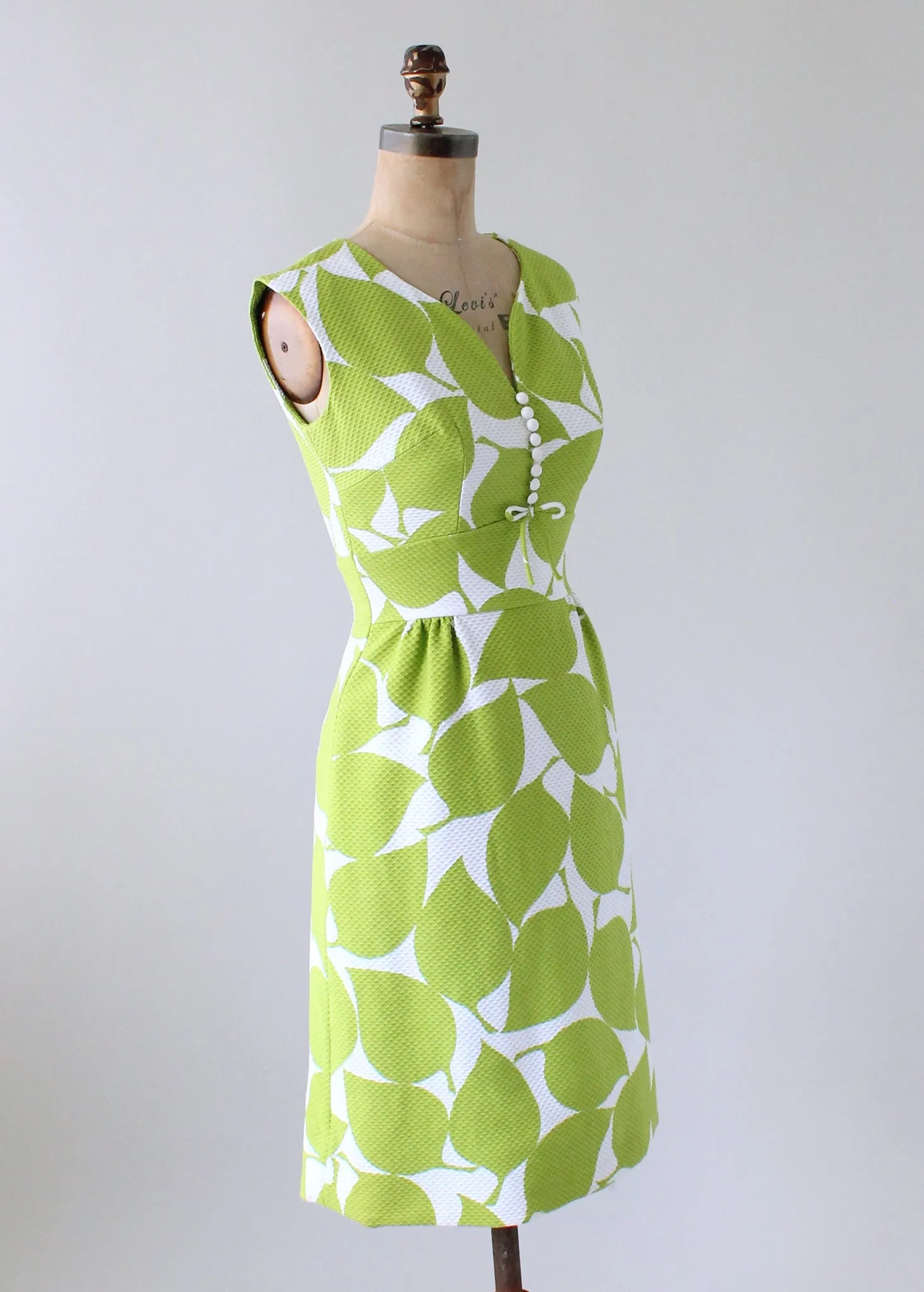 Vintage 1960s Lime Leaves Cotton Day Dress