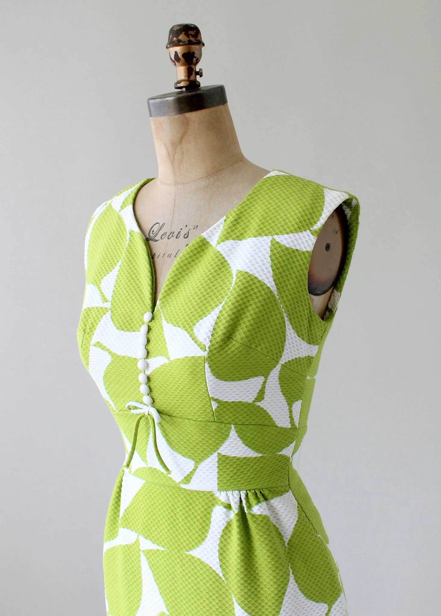 Vintage 1960s Lime Leaves Cotton Day Dress