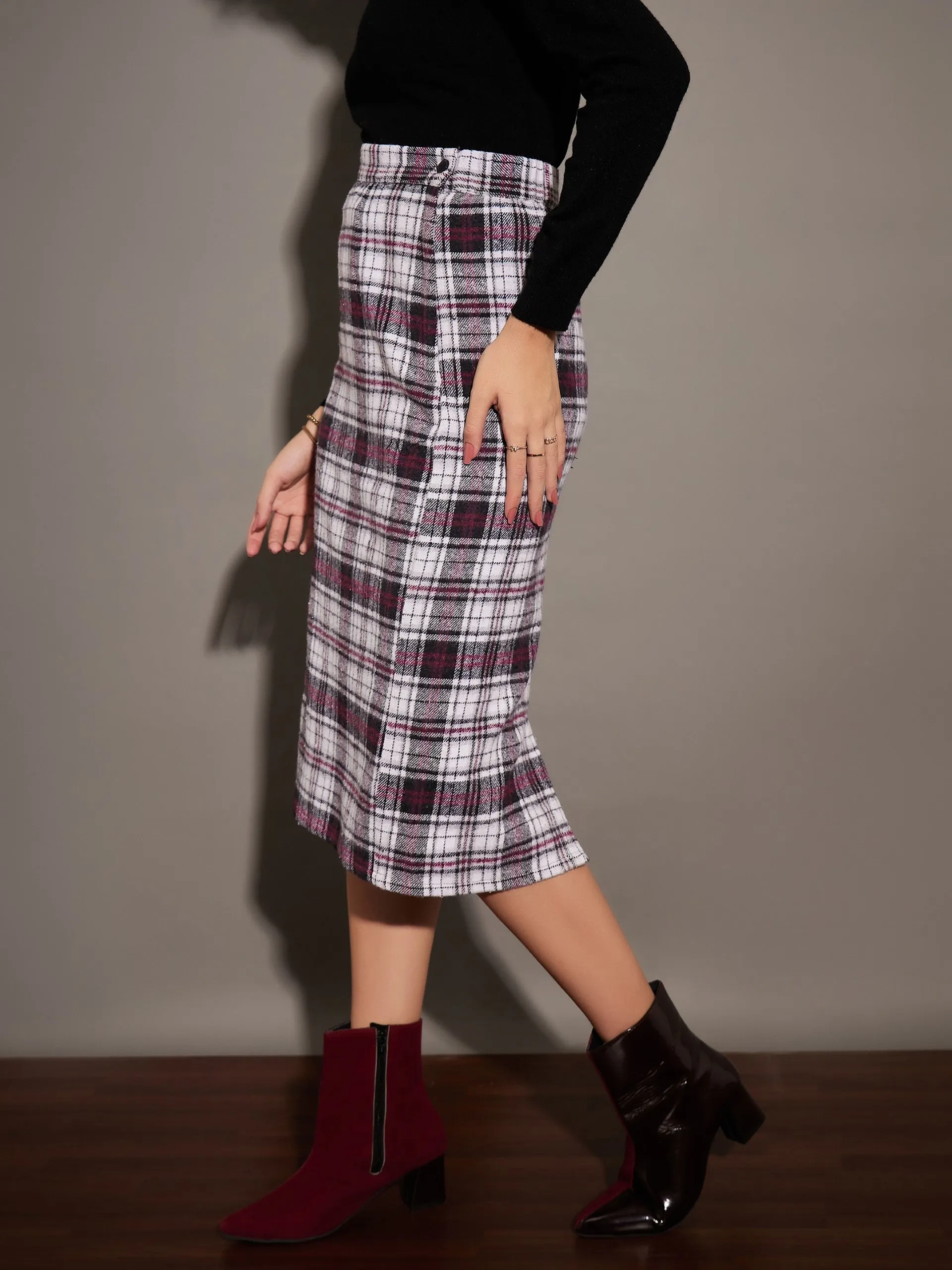 Women White Yarn dyed Check Pencil Skirt