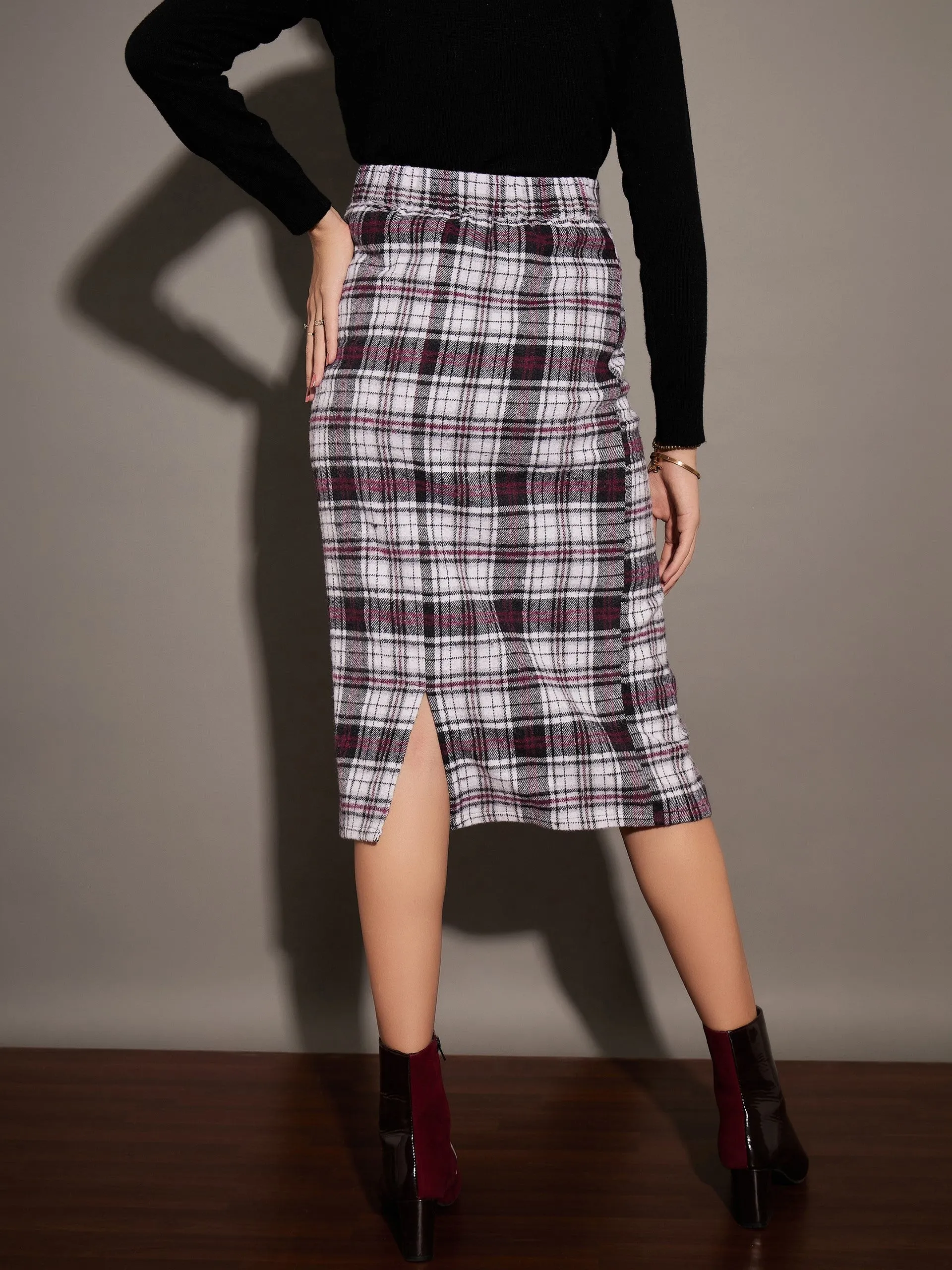 Women White Yarn dyed Check Pencil Skirt